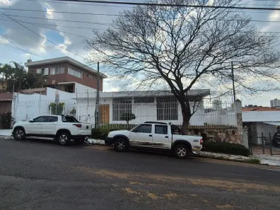 Imóvel Comercial com 3 Quartos à venda, 281m² no Vila Trujillo, Sorocaba