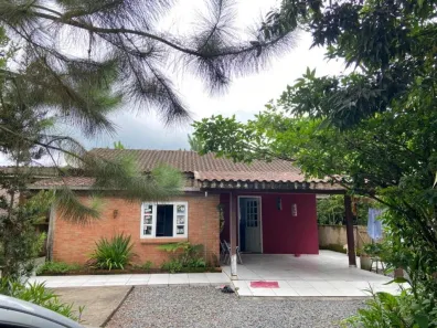 Casa com 2 Quartos à venda, 110m² no Nova Brasília, Joinville