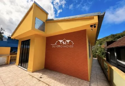 Casa com 2 Quartos à venda, 65m² no Chácara Flora, Petrópolis