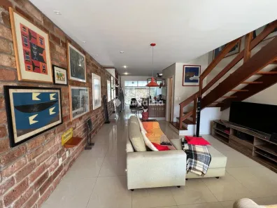 Casa com 2 Quartos à venda, 151m² no Lagoa da Conceição, Florianópolis