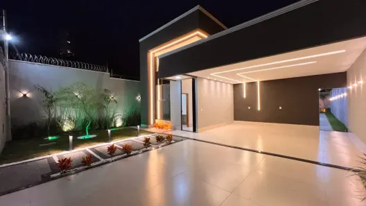 Casa com 3 Quartos à venda, 220m² no Parque Amazônia, Goiânia