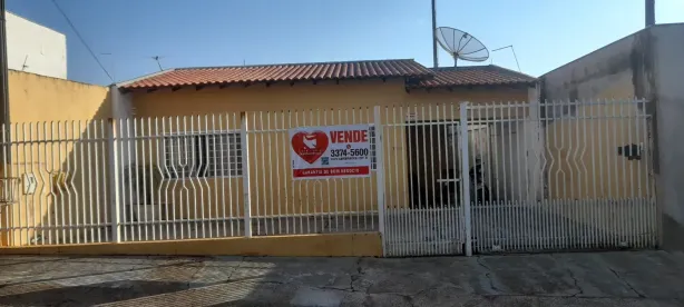 Casa com 2 Quartos à venda, 93m² no Jardim Campos Verdes, Londrina