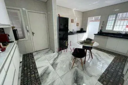 Casa com 4 Quartos à venda, 362m² no Centro, Piracicaba