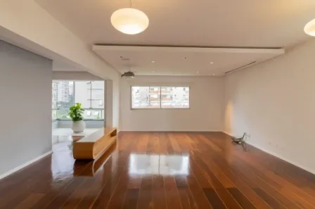 Apartamento com 3 Quartos à venda, 240m² no Vila Uberabinha, São Paulo