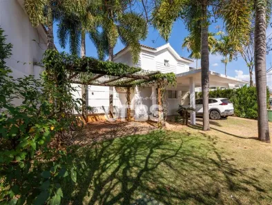 Sobrado com 3 Quartos à venda, 217m² no Residencial Alphaville Flamboyant, Goiânia