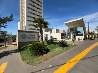 Apartamento com 2 Quartos para alugar, 51m² no Jardim das Estações, Maringá