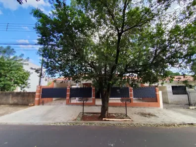 Casa com 4 Quartos para alugar, 390m² no Jardim Alvorada, Maringá