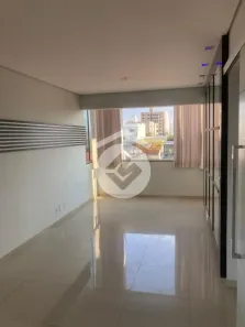 Apartamento com 3 Quartos para alugar, 105m² no Santa Mônica, Uberlândia
