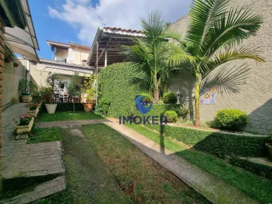 Sobrado com 3 Quartos à venda, 162m² no Vila Áurea, Poá