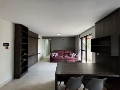 Apartamento com 2 Quartos para alugar, 63m² no Zona 07, Maringá