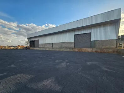 Galpão/Depósito/Armazém para alugar, 850m² no Ceilândia Norte, Brasília