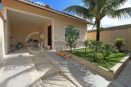 Casa com 3 Quartos à venda, 185m² no Jardim Veneza, Peruíbe