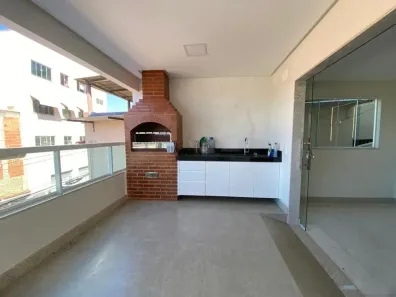 Apartamento com 3 Quartos para alugar, 130m² no São Silvano, Colatina