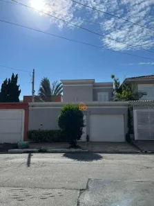 Casa com 3 Quartos para alugar, 400m² no Planalto Paulista, São Paulo