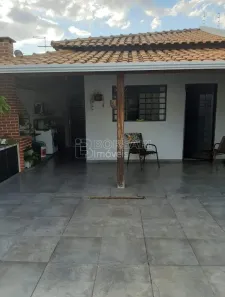 Casa com 2 Quartos à venda, 117m² no Jardim das Estações (Vila Xavier), Araraquara