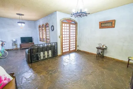 Casa com 4 Quartos à venda, 206m² no Rio Branco, Belo Horizonte