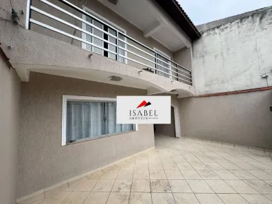 Sobrado com 3 Quartos à venda, 201m² no Vila Eureka, Poá