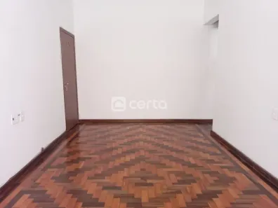 Apartamento com 2 Quartos para alugar, 70m² no Rio Branco, Porto Alegre