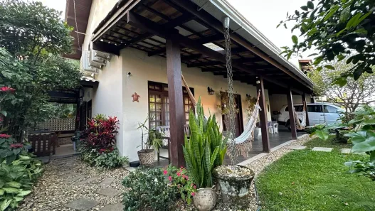 Sobrado com 4 Quartos à venda, 123m² no Cabeçudas, Itajaí
