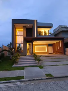 Casa de Condomínio com 4 Quartos à venda, 290m² no Centro, Eusébio