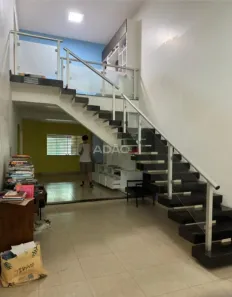 Sobrado com 3 Quartos à venda, 229m² no Jardim Santo Antônio, Goiânia