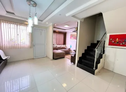 Casa de Condomínio com 3 Quartos à venda, 68m² no Jardins Mangueiral, Brasília