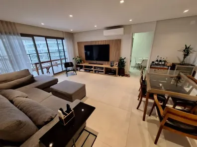 Apartamento com 3 Quartos para alugar, 150m² no Moema, São Paulo