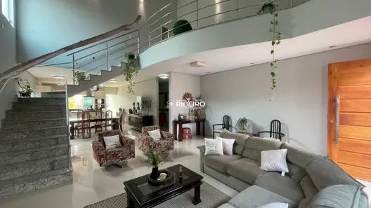 Sobrado com 4 Quartos à venda, 310m² no Floresta, Porto Velho