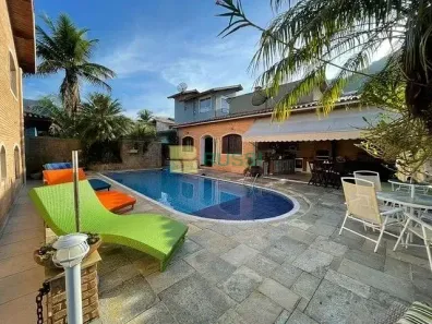 Sobrado com 7 Quartos à venda, 375m² no Lagoinha, Ubatuba