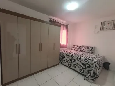 Apartamento com 2 Quartos para alugar, 44m² no Santa Cruz, Rio de Janeiro