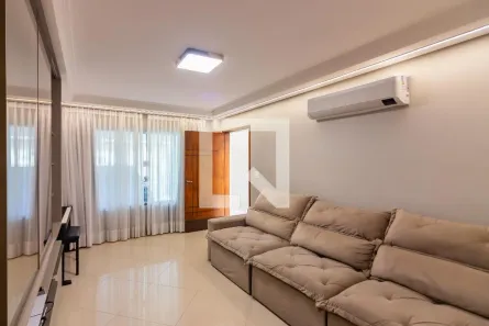 Casa com 3 Quartos à venda, 130m² no Cipava, Osasco