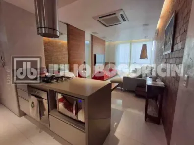 Apartamento com 2 Quartos para alugar, 65m² no Leblon, Rio de Janeiro