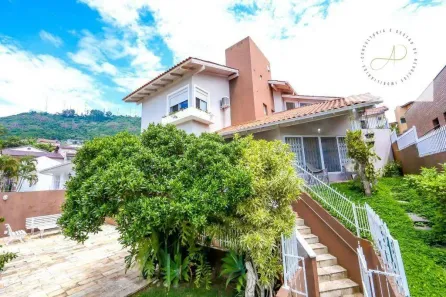 Casa com 4 Quartos à venda, 370m² no Trindade, Florianópolis