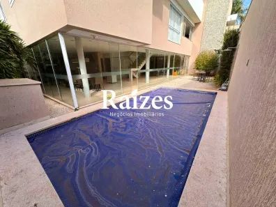 Casa com 4 Quartos para alugar, 421m² no Nova Uberlândia, Uberlândia