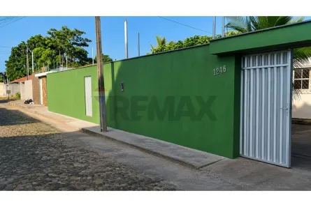 Casa com 2 Quartos para alugar, 800m² no Boa Esperança, Parnaíba