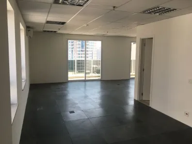 Sala Comercial para alugar, 123m² no Vila Gertrudes, São Paulo