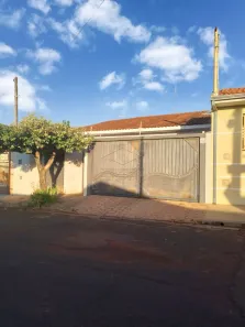 Casa com 3 Quartos para alugar, 140m² no Cidade Jardim, Bauru