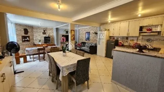Casa com 3 Quartos à venda, 101m² no Vila Nova, Porto Alegre