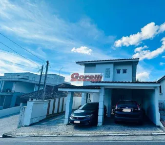 Casa de Condomínio com 4 Quartos à venda, 225m² no Arujázinho IV, Arujá