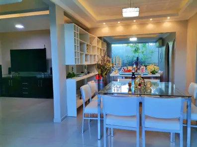 Casa com 5 Quartos à venda, 300m² no Dom Pedro I, Manaus