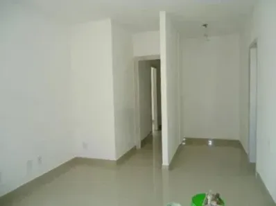 Casa com 3 Quartos à venda, 130m² no Jardim Tupanci, Barueri