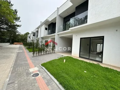 Casa de Condomínio com 3 Quartos à venda, 134m² no Floresta, Joinville