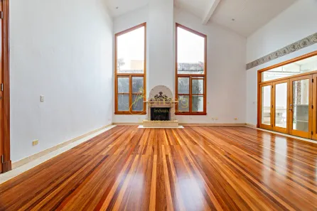 Casa com 5 Quartos à venda, 610m² no Santo Amaro, São Paulo