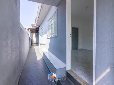 Casa com 3 Quartos à venda, 136m² no Vila São Vicente, São Paulo