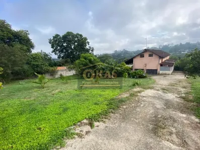 Fazenda/Sítio com 4 Quartos à venda, 180m² no Jardim Chácara Méa, Suzano