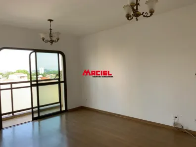 Apartamento com 3 Quartos à venda, 130m² no Centro, Jacareí