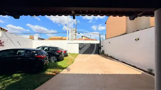 Casa com 4 Quartos à venda, 192m² no Jardim América, Goiânia