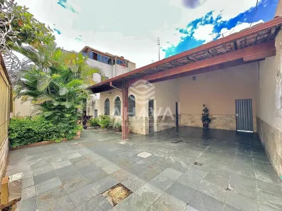 Casa com 3 Quartos à venda, 365m² no Santa Mônica, Belo Horizonte