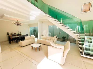Casa com 3 Quartos à venda, 300m² no Morada da Colina, Uberlândia