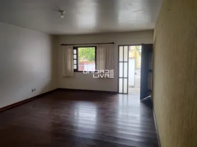 Casa com 3 Quartos para alugar, 355m² no Vila Oliveira, Mogi das Cruzes
